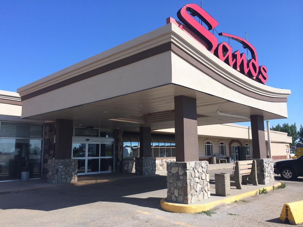 Sands Inn & Suites Едмънтън Екстериор снимка