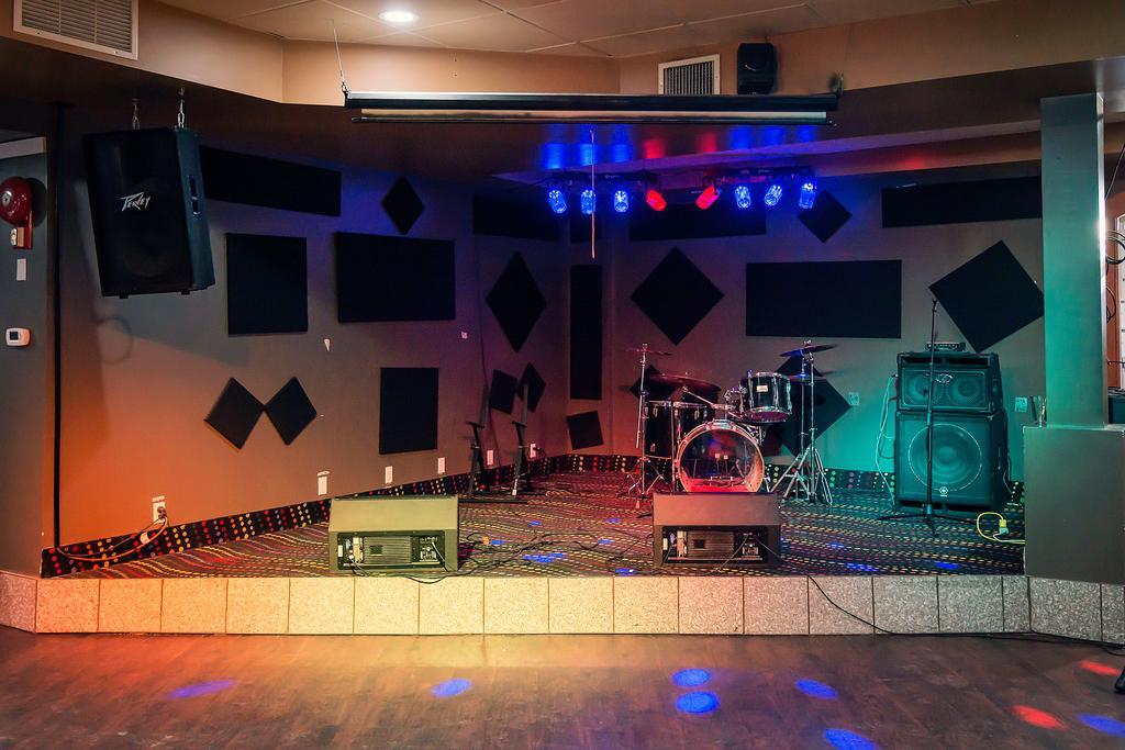 Sands Inn & Suites Едмънтън Екстериор снимка