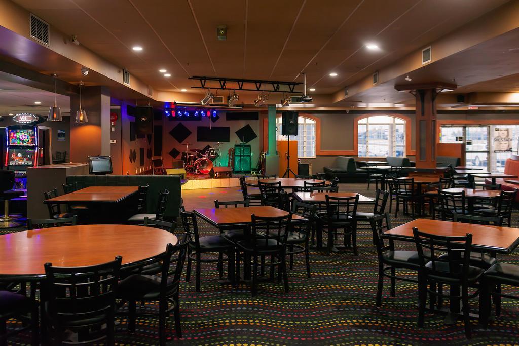 Sands Inn & Suites Едмънтън Екстериор снимка