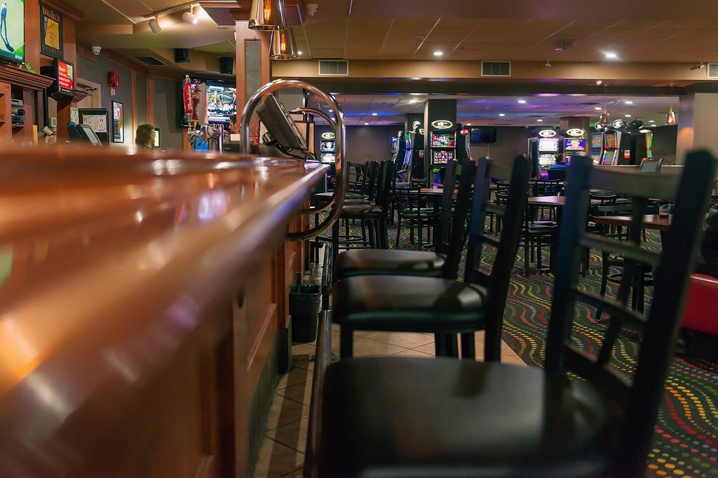 Sands Inn & Suites Едмънтън Екстериор снимка