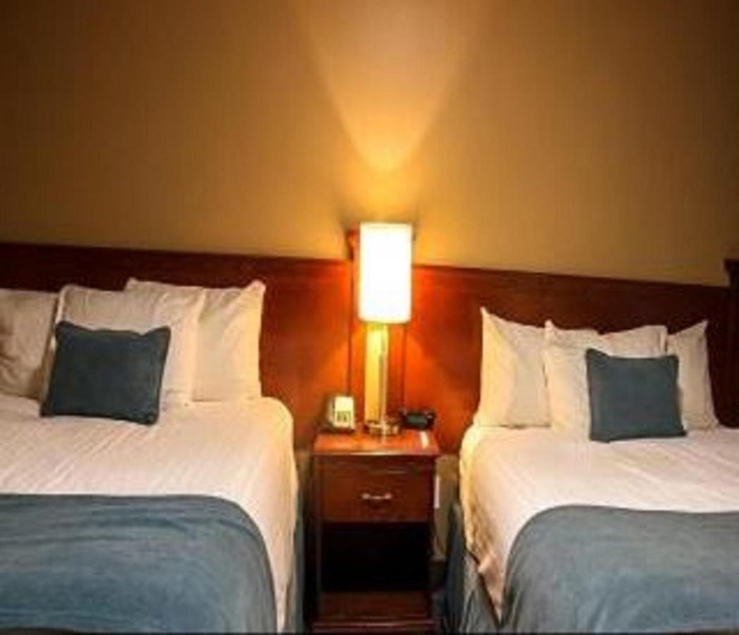 Sands Inn & Suites Едмънтън Екстериор снимка